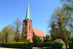 Moorfleet-Kirche.JPG